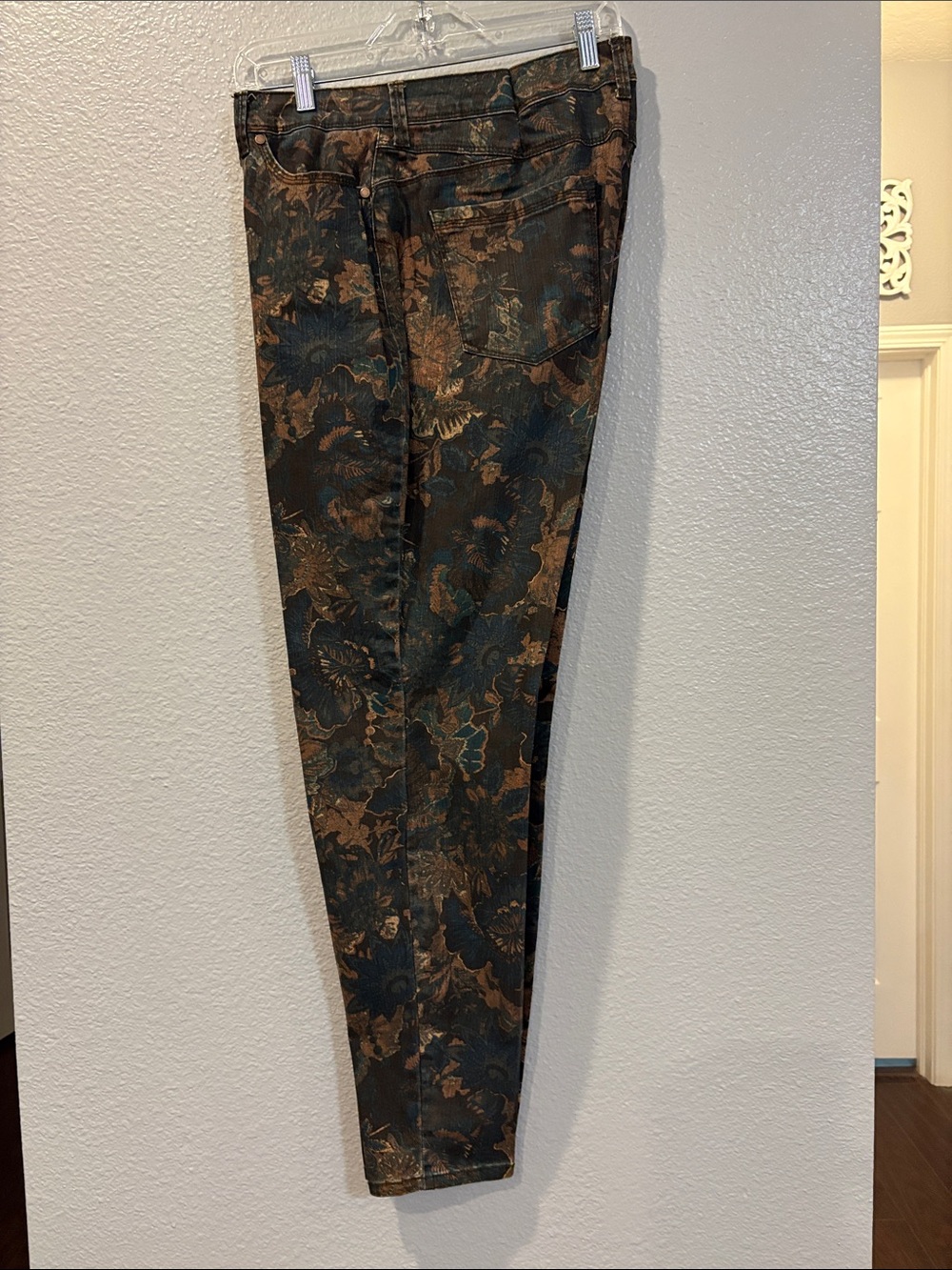 Pants women’s